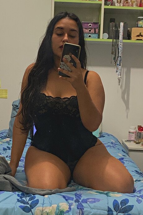 Foto desnuda filtrada de OnlyFans de Lore