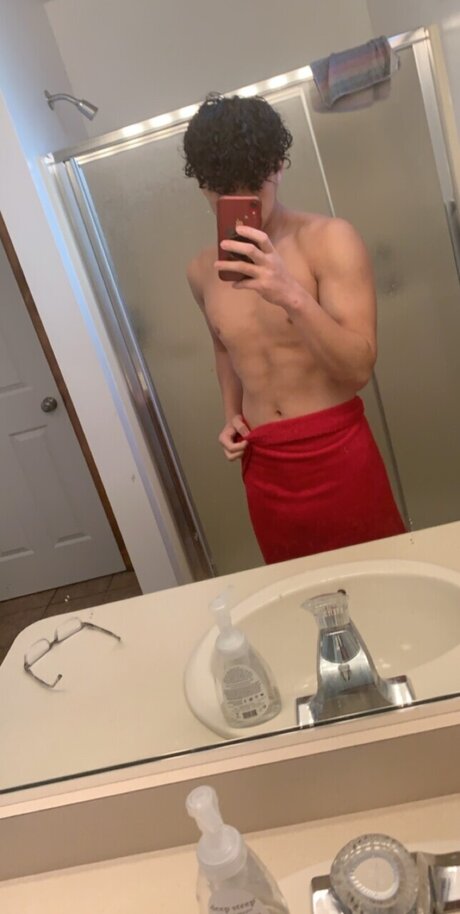 Foto desnuda filtrada de OnlyFans de Evan