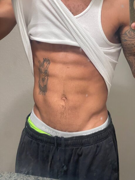 Foto desnuda filtrada de OnlyFans de No Games 