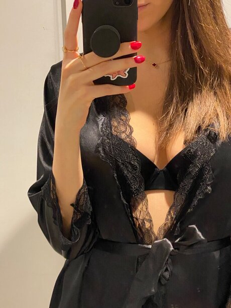 Foto desnuda filtrada de OnlyFans de Lolafntsy