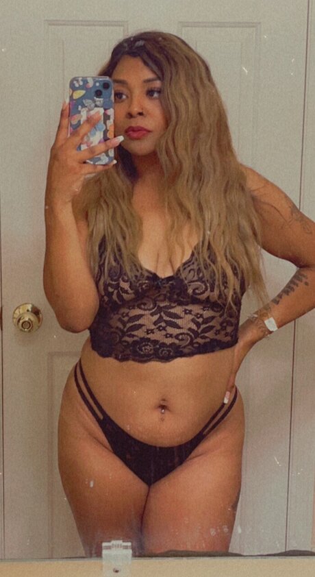 Foto desnuda filtrada de OnlyFans de Becky 