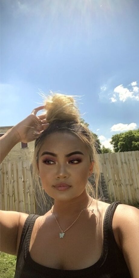 Foto desnuda filtrada de OnlyFans de Baby Girl