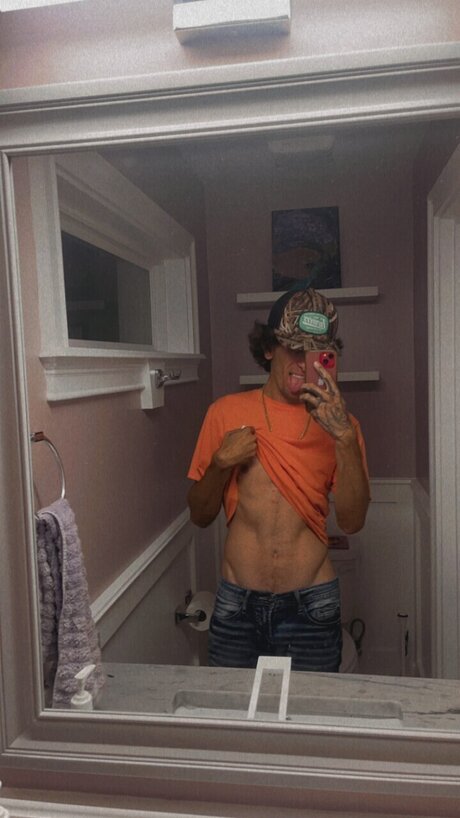 Foto desnuda filtrada de OnlyFans de Joey