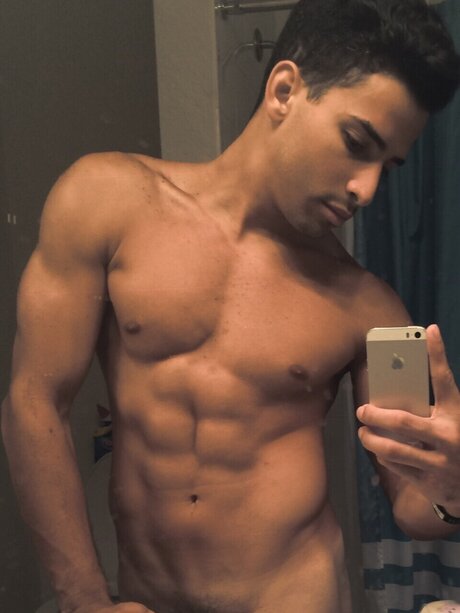Foto desnuda filtrada de OnlyFans de Jonathas