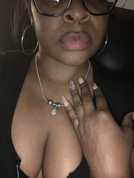 Foto desnuda filtrada de OnlyFans de Theequeen