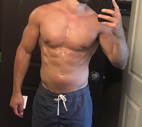 Foto desnuda filtrada de OnlyFans de Jonny West