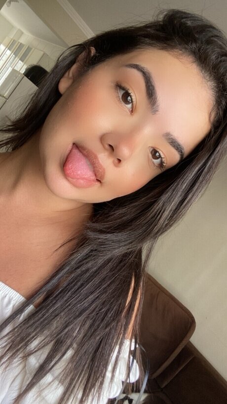 Foto desnuda filtrada de OnlyFans de Cynthia
