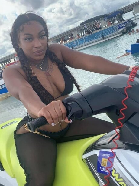 Jayla100