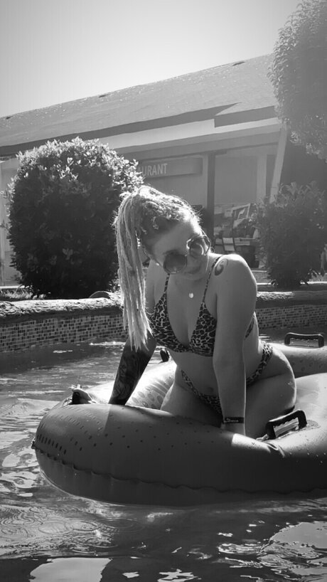 Foto desnuda filtrada de OnlyFans de Alebb