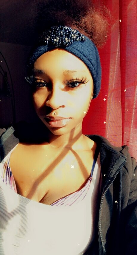 Foto desnuda filtrada de OnlyFans de Kennia Johnson