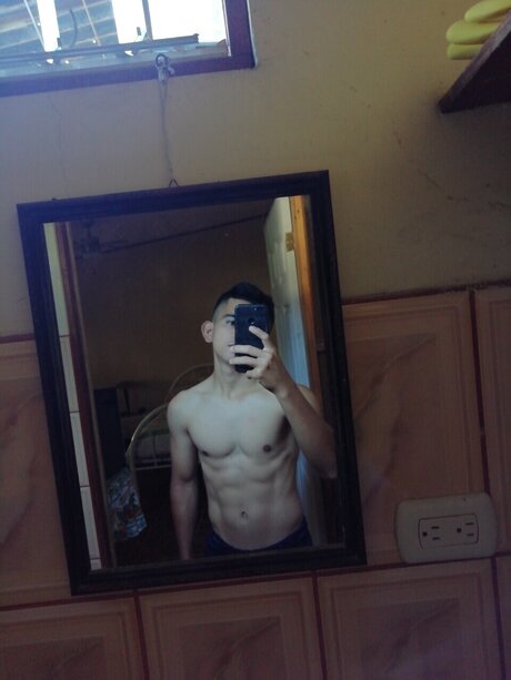 Foto desnuda filtrada de OnlyFans de Mario