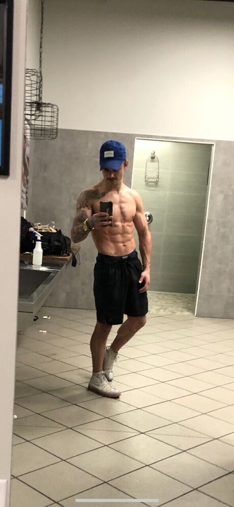 Foto desnuda filtrada de OnlyFans de Krue