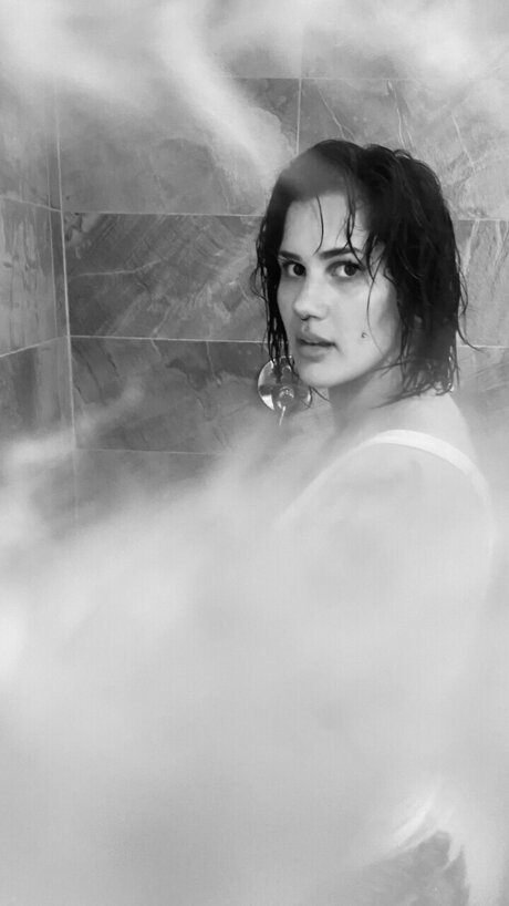 Foto desnuda filtrada de OnlyFans de Curvy Doll