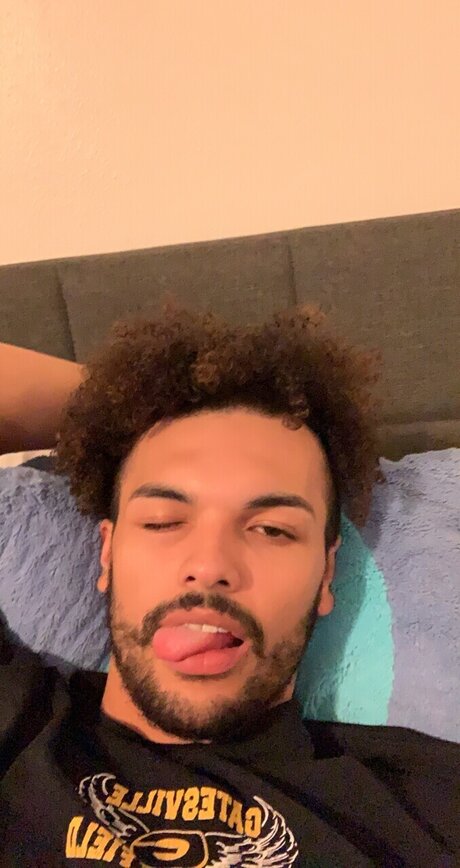Foto desnuda filtrada de OnlyFans de Kenn