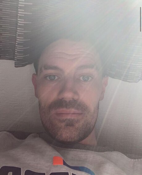 Foto desnuda filtrada de OnlyFans de Steve