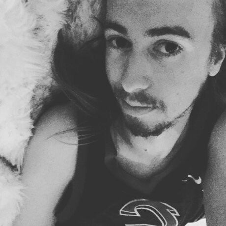 Foto desnuda filtrada de OnlyFans de M