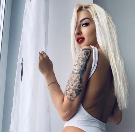 Foto desnuda filtrada de OnlyFans de Babi