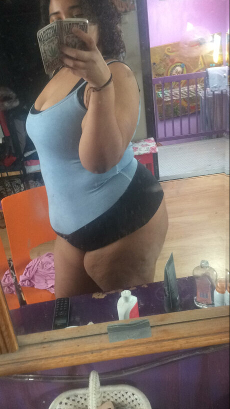 Foto desnuda filtrada de OnlyFans de Suyata