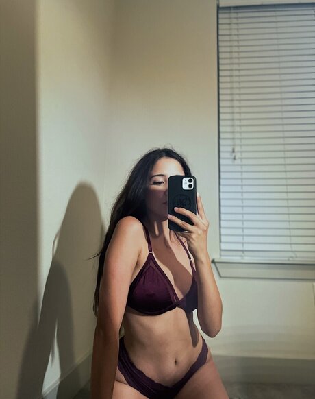 Foto desnuda filtrada de OnlyFans de Jadeamplt3