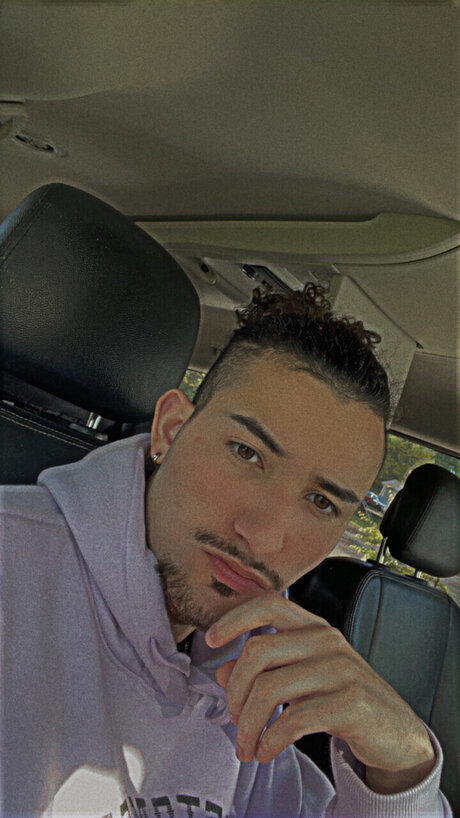 Foto desnuda filtrada de OnlyFans de Dave
