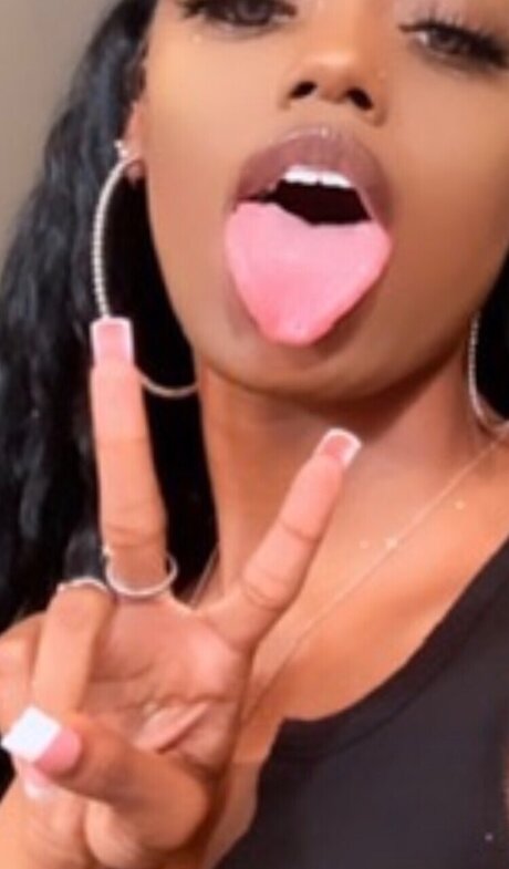 Foto desnuda filtrada de OnlyFans de Fellatiofairy