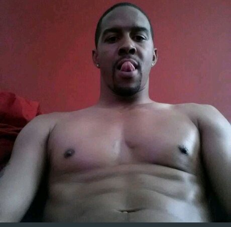 Foto desnuda filtrada de OnlyFans de Smooth