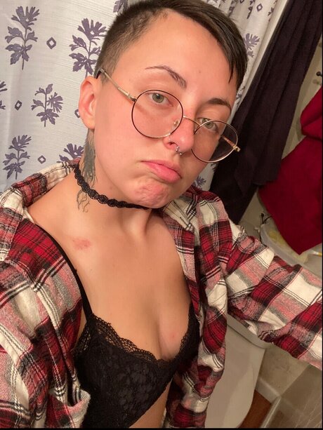 Foto desnuda filtrada de OnlyFans de Hailey Bates