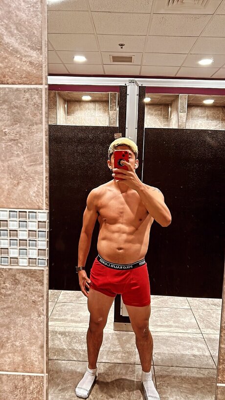 Foto desnuda filtrada de OnlyFans de Angelodevil