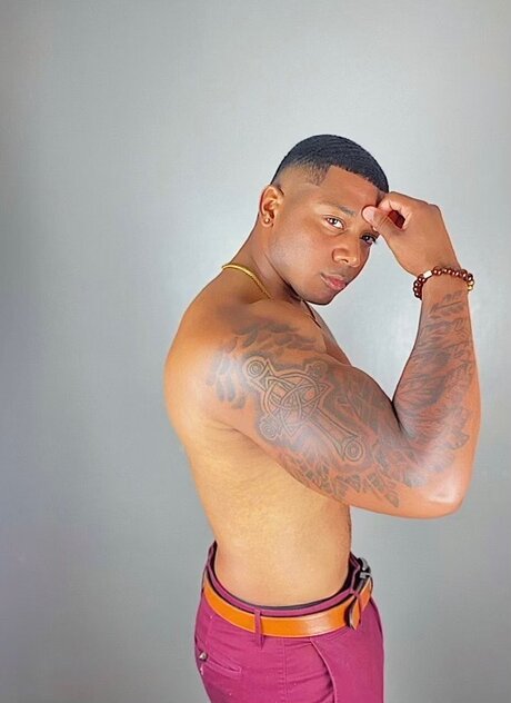 Foto desnuda filtrada de OnlyFans de Superman