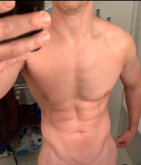 Foto desnuda filtrada de OnlyFans de Doctorguacamole