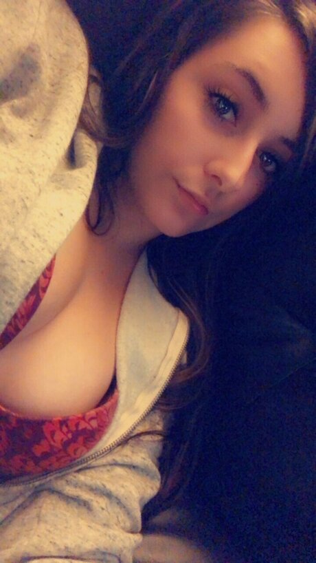 Foto desnuda filtrada de OnlyFans de Jbbeeexoxo