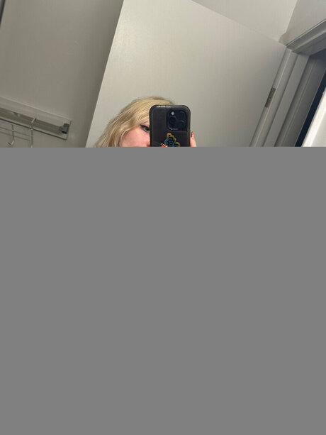 Foto desnuda filtrada de OnlyFans de Heyk