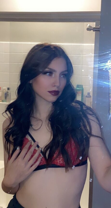 Foto desnuda filtrada de OnlyFans de Allie