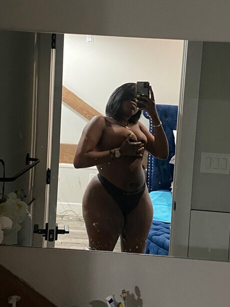 Foto desnuda filtrada de OnlyFans de Fluffybutt