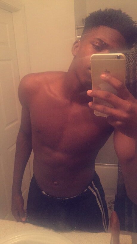 Foto desnuda filtrada de OnlyFans de Demario Evans