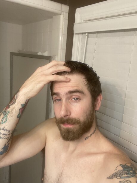 Foto desnuda filtrada de OnlyFans de Twisted Daddy