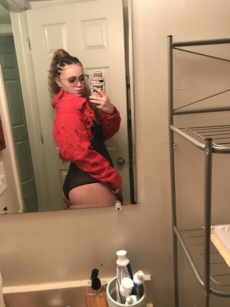 Foto desnuda filtrada de OnlyFans de Desir