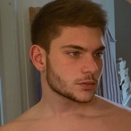 Foto desnuda filtrada de OnlyFans de Hugolin 