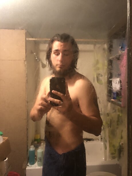 Foto desnuda filtrada de OnlyFans de Brandon