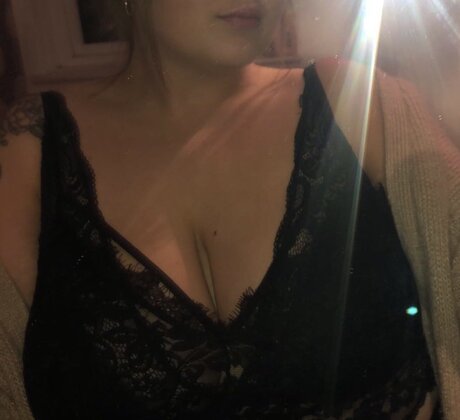 Foto desnuda filtrada de OnlyFans de Sasha