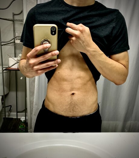 Foto desnuda filtrada de OnlyFans de Juice