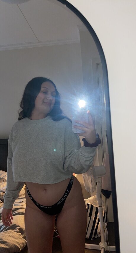 Foto desnuda filtrada de OnlyFans de Timikg