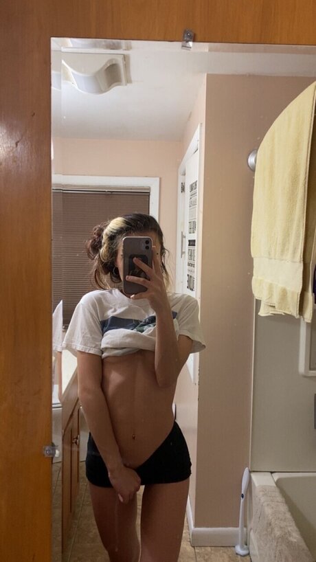 Foto desnuda filtrada de OnlyFans de Lolabanks