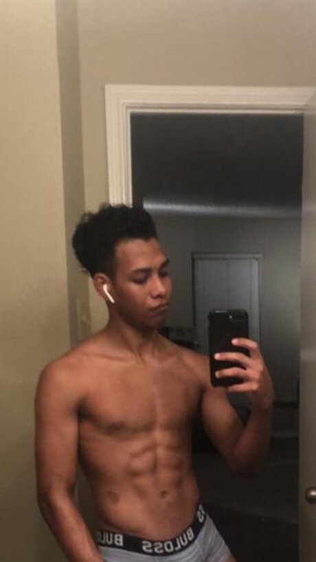 Foto desnuda filtrada de OnlyFans de Brownpleasure