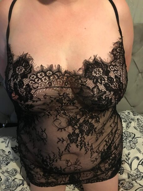 Foto desnuda filtrada de OnlyFans de Curvyblonde