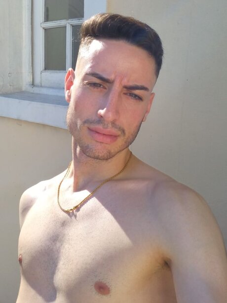 Foto desnuda filtrada de OnlyFans de Thomas