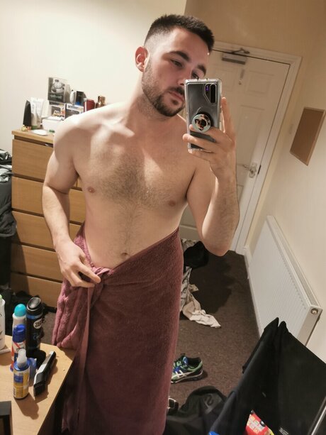 Foto desnuda filtrada de OnlyFans de Connor Brown