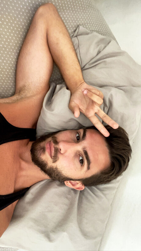 Foto desnuda filtrada de OnlyFans de Andr Bilek