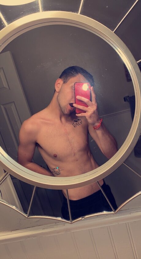 Foto desnuda filtrada de OnlyFans de Lukee