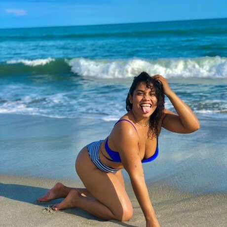Foto desnuda filtrada de OnlyFans de Nicolby